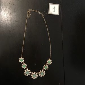 🆕 Lou Lou flower necklace